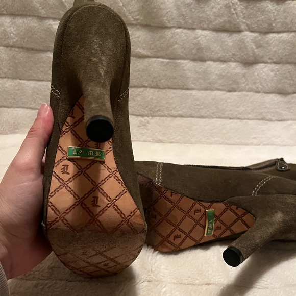 L.A.M.B. by Gwen Stefani suede booties. - Picture 2 of 5